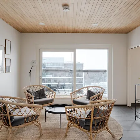 Modern 1br With Balcony At Tripla Pasila, 5 Mins To Center * 헬싱키