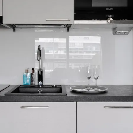 Modern 1br With Balcony At Tripla Pasila, 5 Mins To Center *