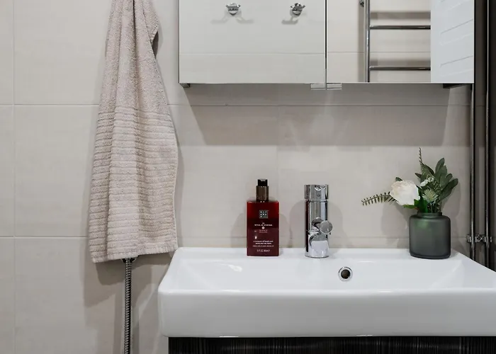 Modern 1br With Balcony At Tripla Pasila, 5 Mins To Center * Helsinki