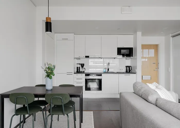 Modern 1br With Balcony At Tripla Pasila, 5 Mins To Center Appartement *