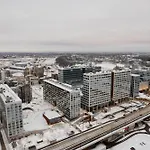 Modern 1br With Balcony At Tripla Pasila, 5 Mins To Center דירה *